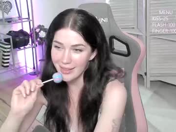 hot cam girl evelynclaire image #2815681