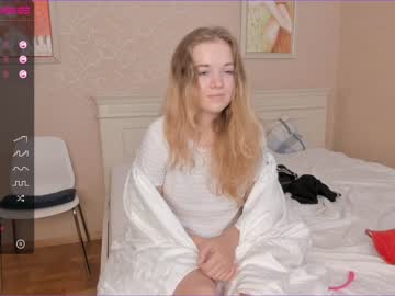 hot cam girl emelianae image #3474498