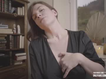 hot cam girl claire_moulin image #236279
