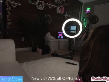 hot cam girl heatherbby image #2949338