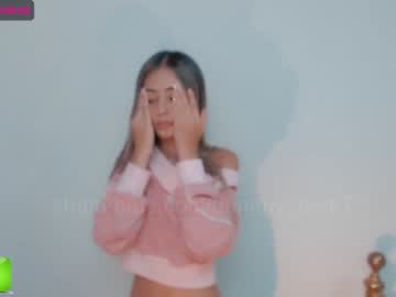 hot cam girl gummy_bear7 image #725205