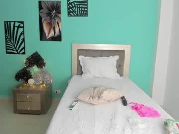 hot cam girl roberta_lipa image #2395102