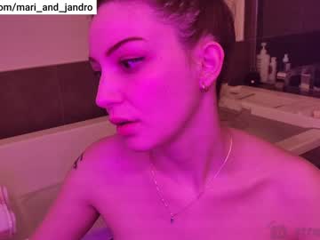 hot cam couple mari_and_jandro image #1035228