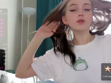 hot cam girl small_blondee image #3634512