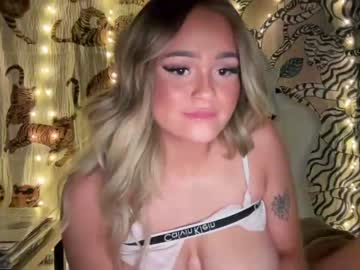 hot cam girl ari_02 image #3337213