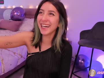 hot cam girl maxinegh_ image #1412290