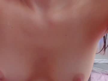 hot cam girl little_effy18 image #4101591