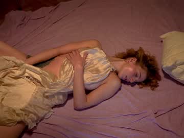 hot cam girl ellaa91 image #4109297