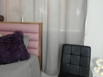 hot cam girl roberta_lipa image #1792036