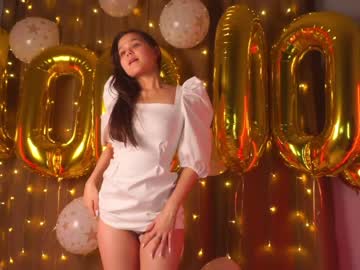 hot cam girl helenmoors image #3063508