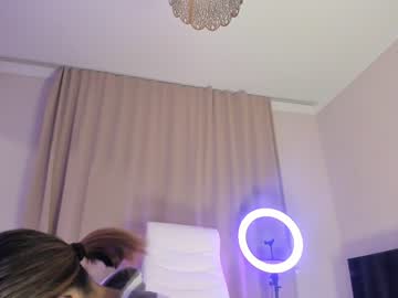 hot cam girl tiya_tinn image #3897883