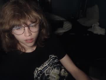hot cam man doomerdaisy image #3857082