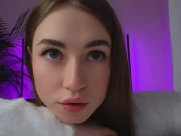 hot cam girl strawberryjamx image #2606175