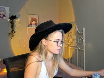 hot cam girl linellali image #1648402