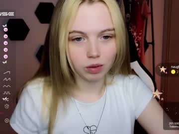 hot cam girl small_blondee image #2874155