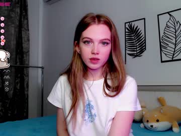 hot cam girl small_blondee image #2206918