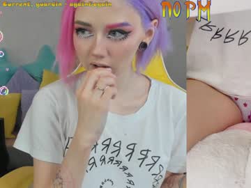 hot cam girl _biscuitty image #1440027