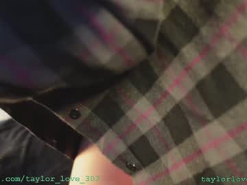 hot cam girl taylor_love_303 image #3631510