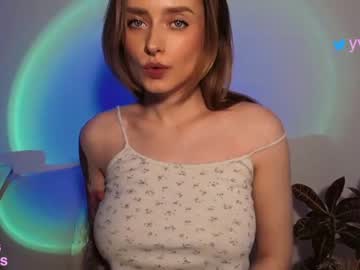 hot cam girl _yvie_ image #1069272
