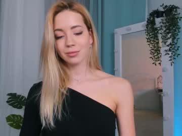 hot cam girl emmi_rosee image #691022
