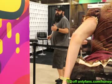 hot cam couple honeyand_thebear image #36339