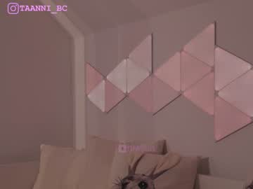 hot cam girl taanni_bc image #3837419