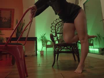 hot cam girl chillwithkira image #563456
