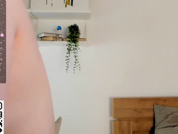 hot cam girl pureandinnocenta image #4602773