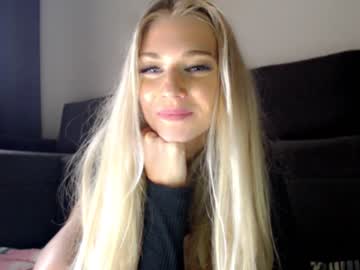 hot cam girl pervyblonde image #1231652