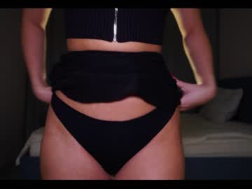 hot cam girl emilybatee image #3960709