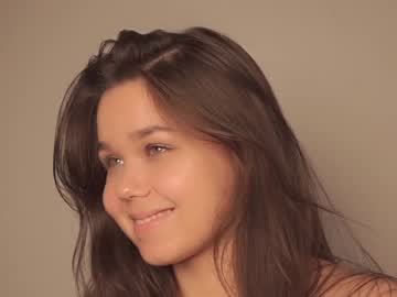 hot cam girl helenmoors image #2713729