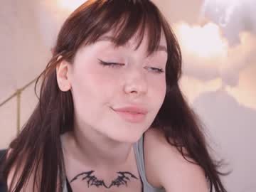 hot cam girl ella_knockers_xl image #1413328
