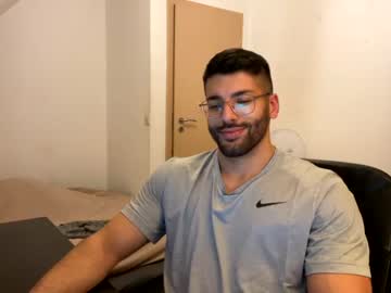 hot cam man rogan1604 image #533509