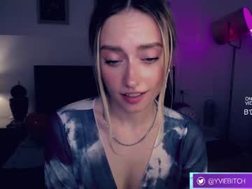 hot cam girl _yvie_ image #3233271