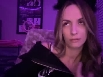 hot cam girl lilbbyshy image #2077278