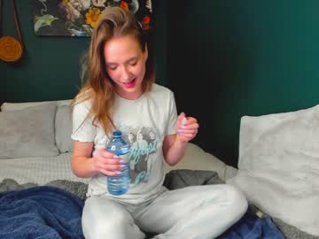 hot cam girl innocentprovenguilty image #2749141