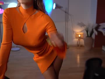 hot cam girl chillwithkira image #3583328
