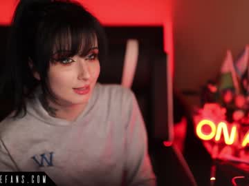 hot cam girl raven_alternative image #4067451
