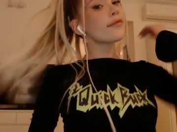 hot cam girl bitter_moon image #2658103