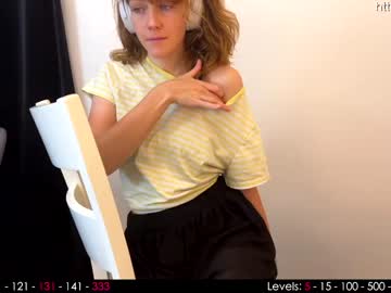 hot cam girl its_lily image #2519856