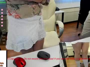 hot cam couple milf_viktoria image #523725