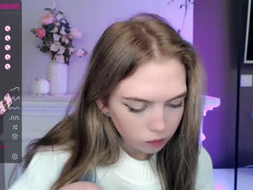 hot cam girl small_blondee image #1953681