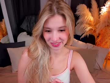 hot cam girl milablush image #3683011