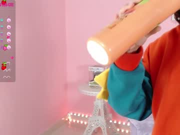 hot cam girl little_effy18 image #1339629