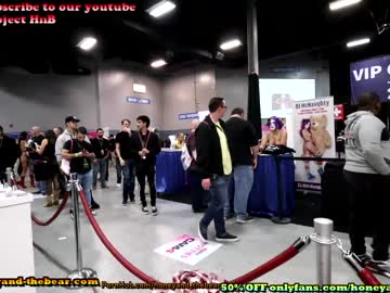 hot cam couple honeyand_thebear image #1946323