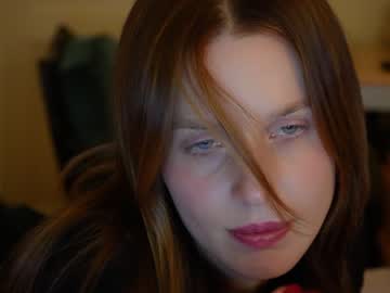 hot cam girl ellaa91 image #2102983