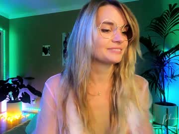 hot cam girl phoenix_taylor image #33702