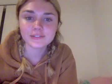 hot cam girl cassidyyqueen image #2897732