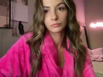 hot cam girl lilbbyshy image #2072646