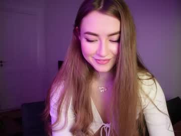 hot cam girl strawberryjamx image #2109635